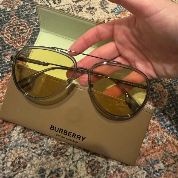 Burberry Men’s Sunglasses - Picture 6 of 6